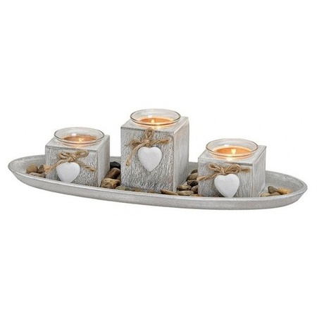 Wooden dish with 3 tealight holders with hearts