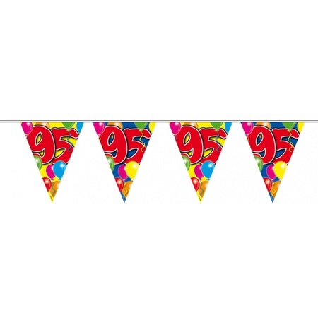 Verjaardag 95 jaar feest thema set 50x ballonnen en 2x leeftijd print vlaggenlijnen